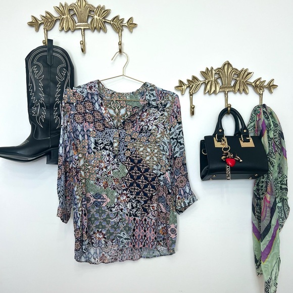 Shabby chic soft blouse Xl top 23” l 28” - Picture 3 of 5